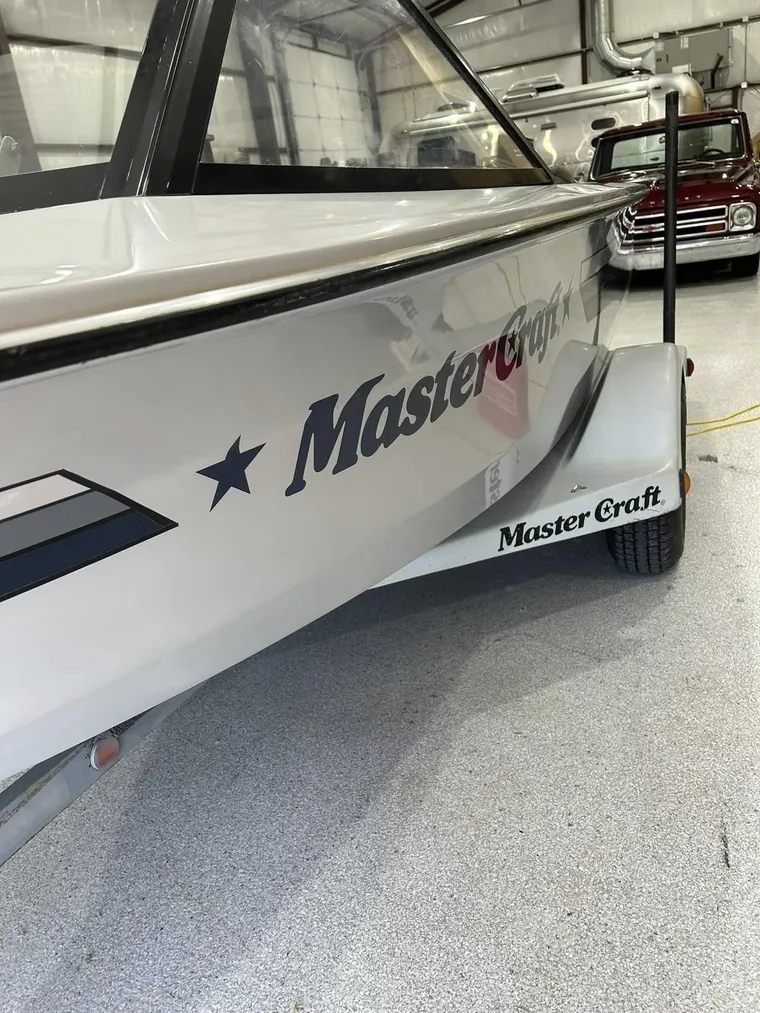 MasterCraft ski boat hull